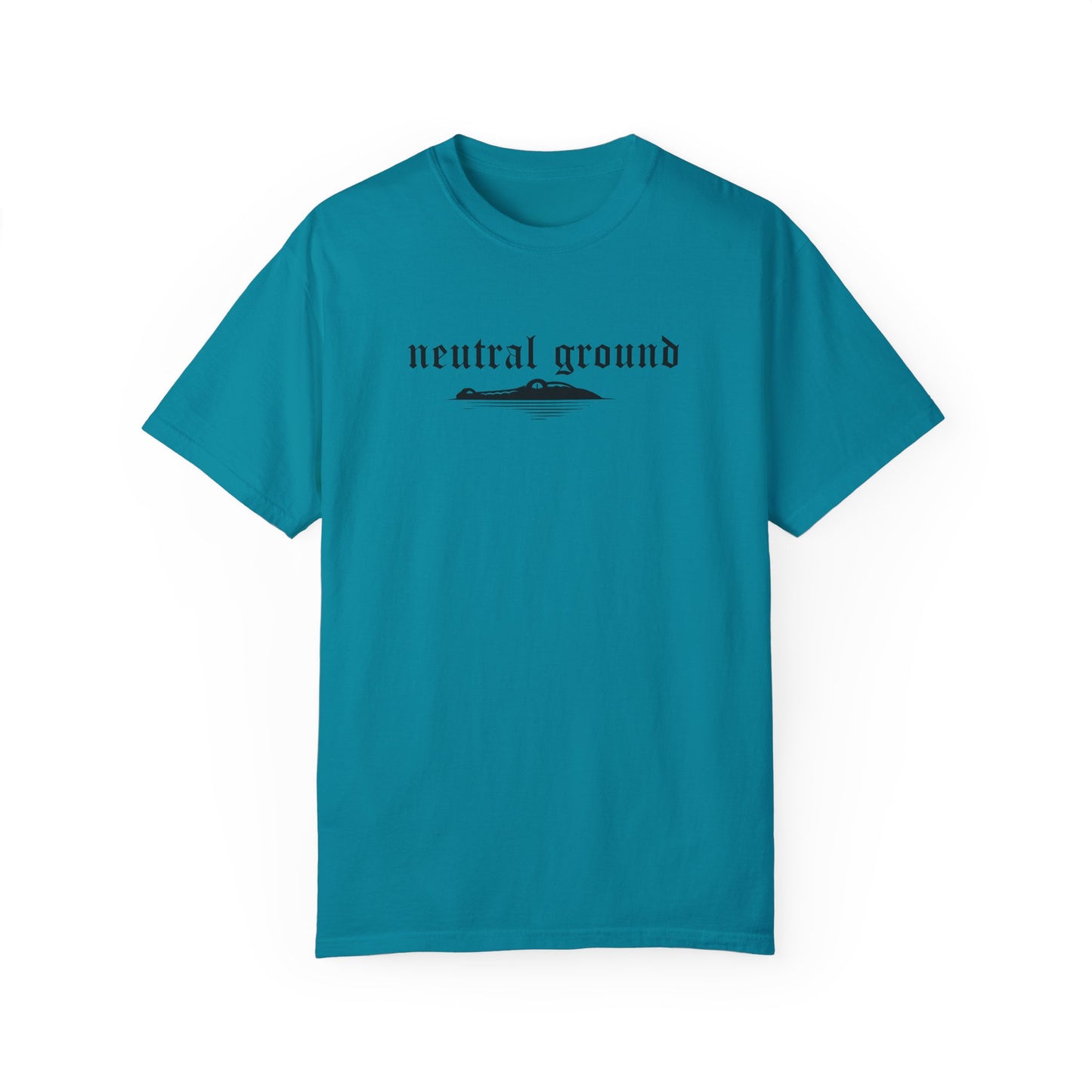 Neutral Ground Women's T-Shirt / Crop Top