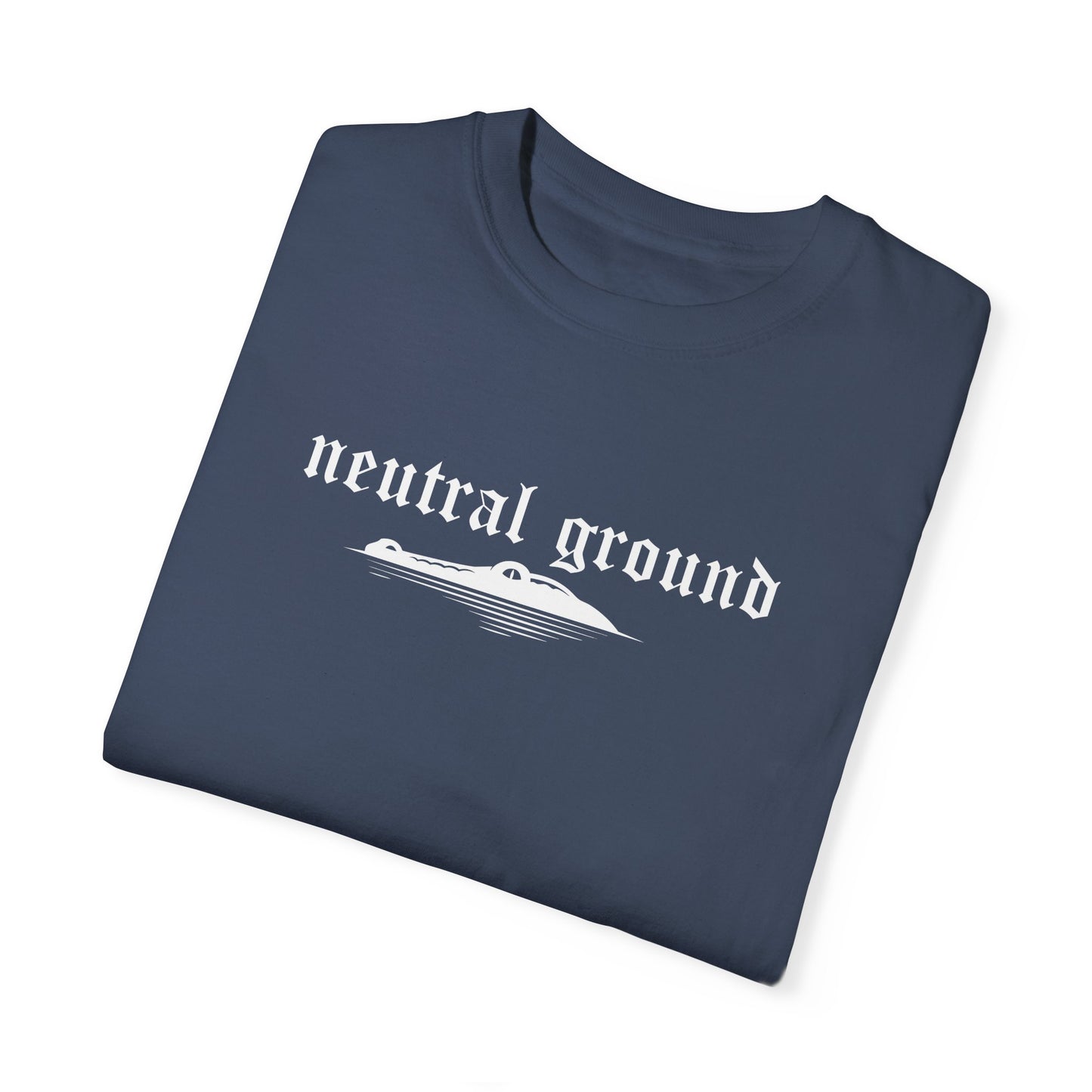 Neutral Ground Women's T-Shirt / Crop Top